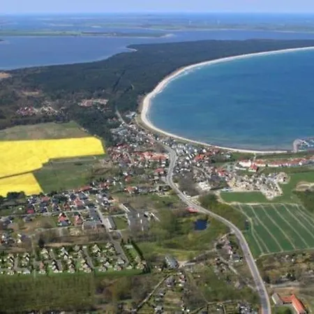 Windrose Resort *